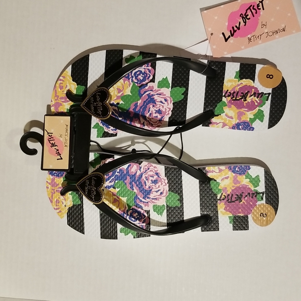 Betsey Johnson Black Floral Design Flip Flops Sandals Slip On
